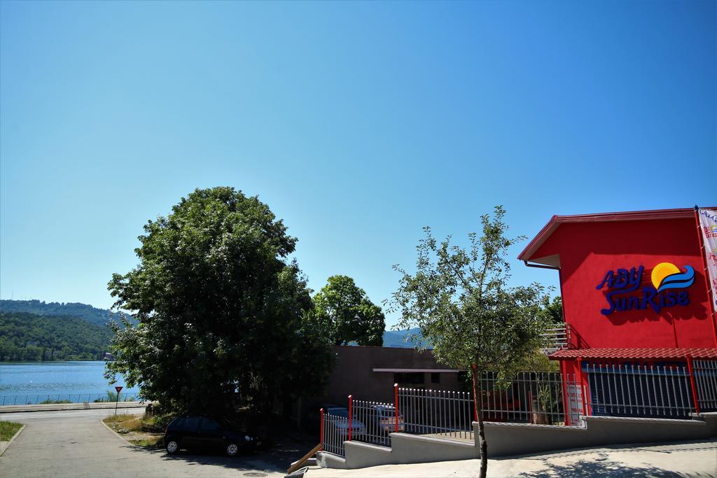 Aby Sunrise Orşova Exterior foto